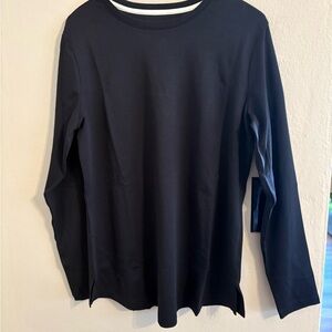 Isaac Mizrahi Black V-Neck Top